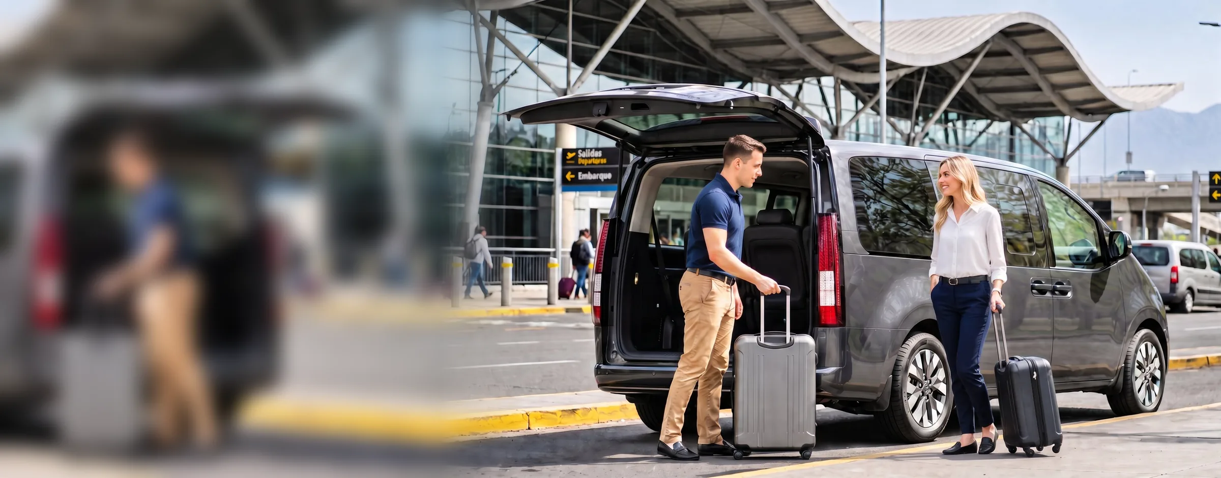 Conductor recibiendo a una ejecutiva con su equipaje en el Aeropuerto de Santiago